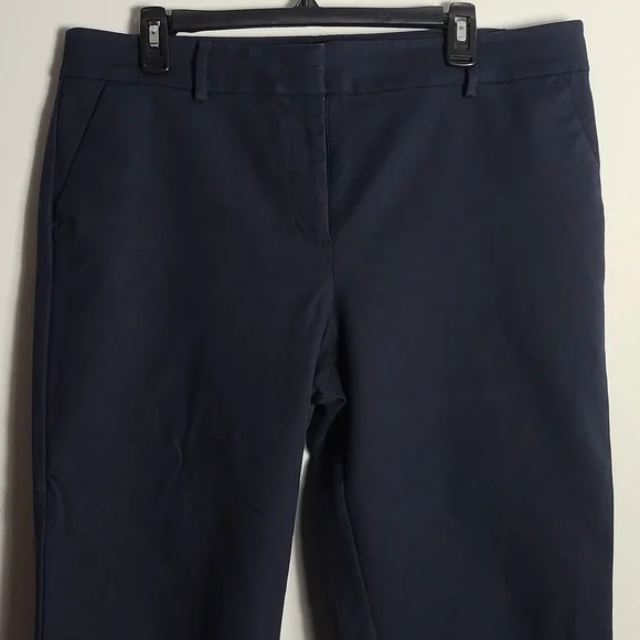 LOFT The Riviera Slim Cropped Pant in Navy Blue Size 14 - Picture 7 of 14